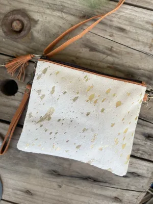 69992DBC Toronto Clutch Tan and Gold foil