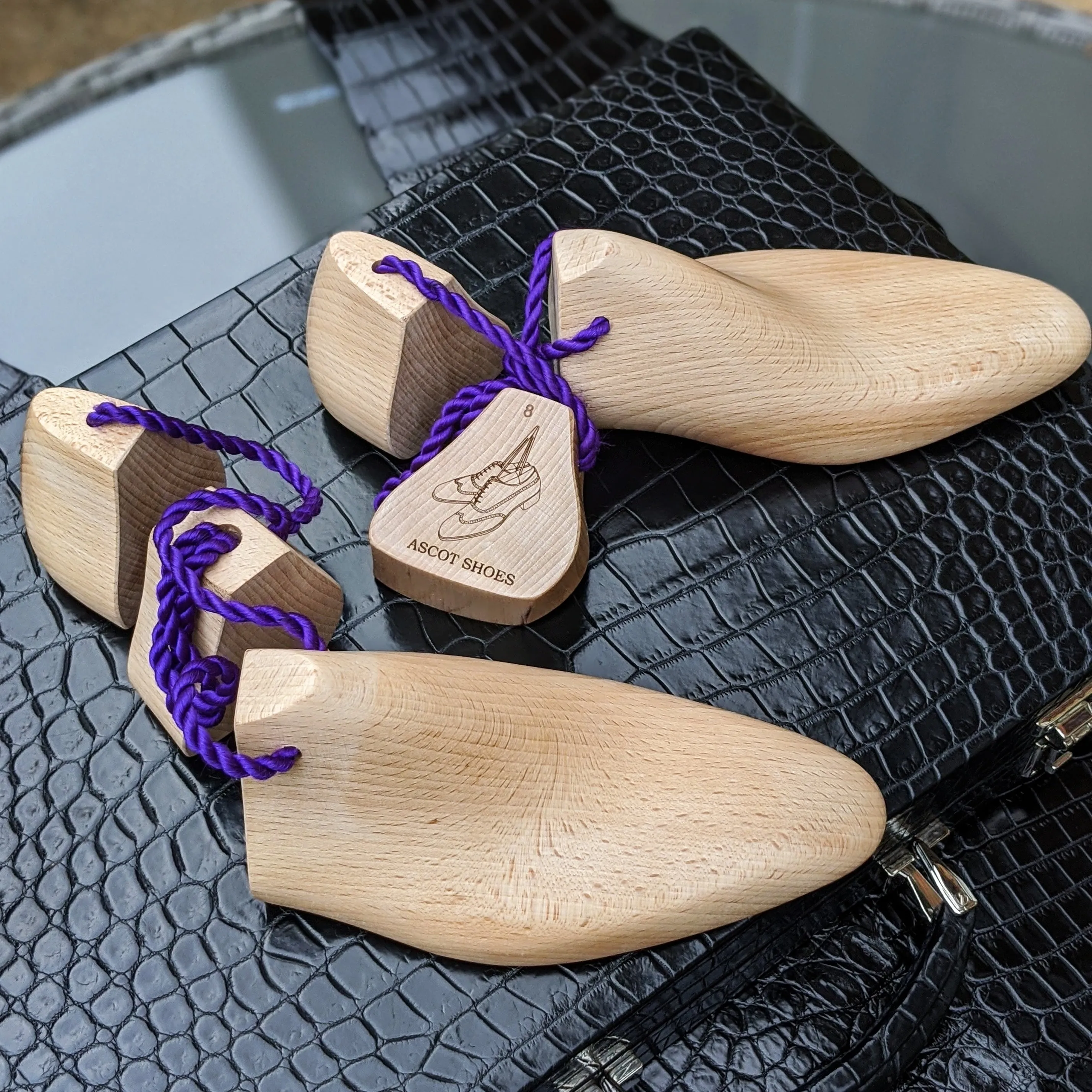 Ascot Sinatra - Cream Crust & Purple Alligator