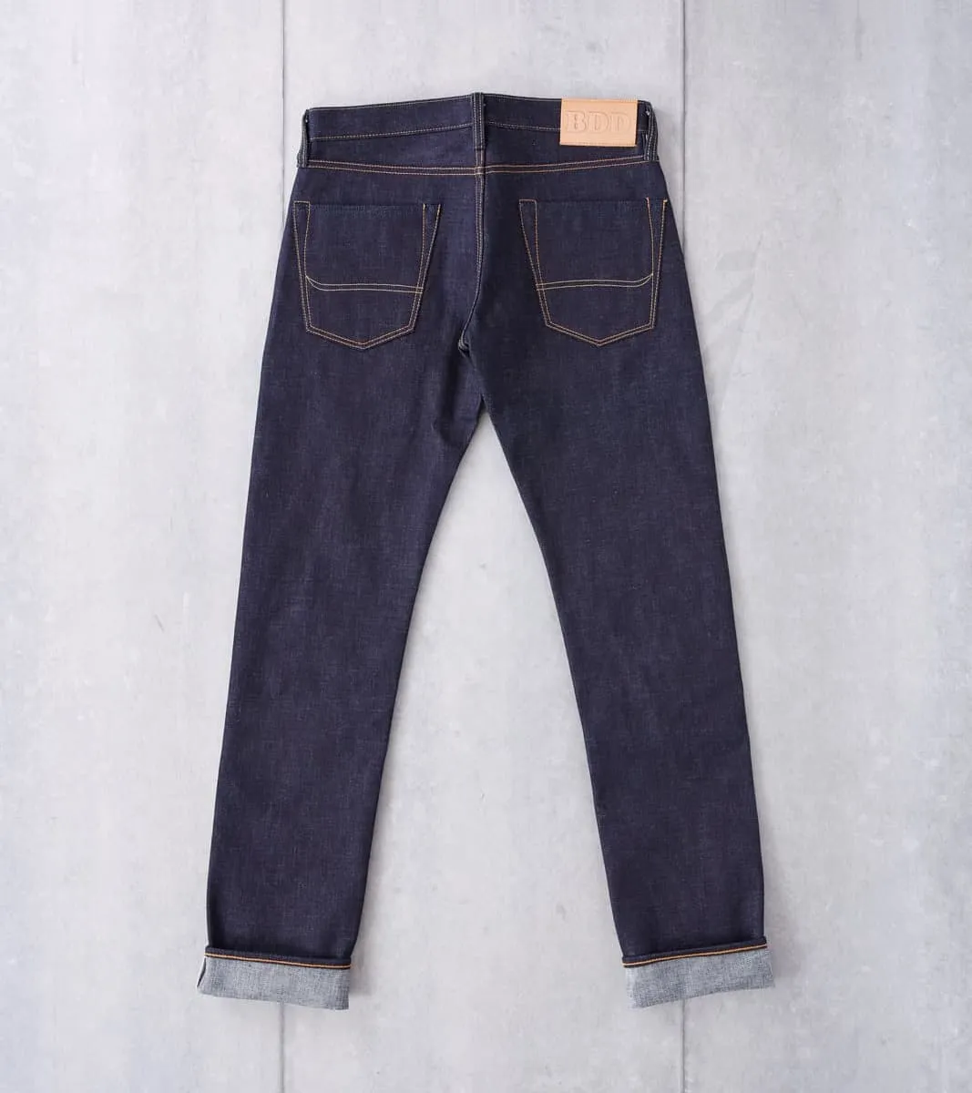 【Benzak Denim Developers】BDD-006 deep indigo 15.7 oz RHT / 濃藍染布料 修身小直筒