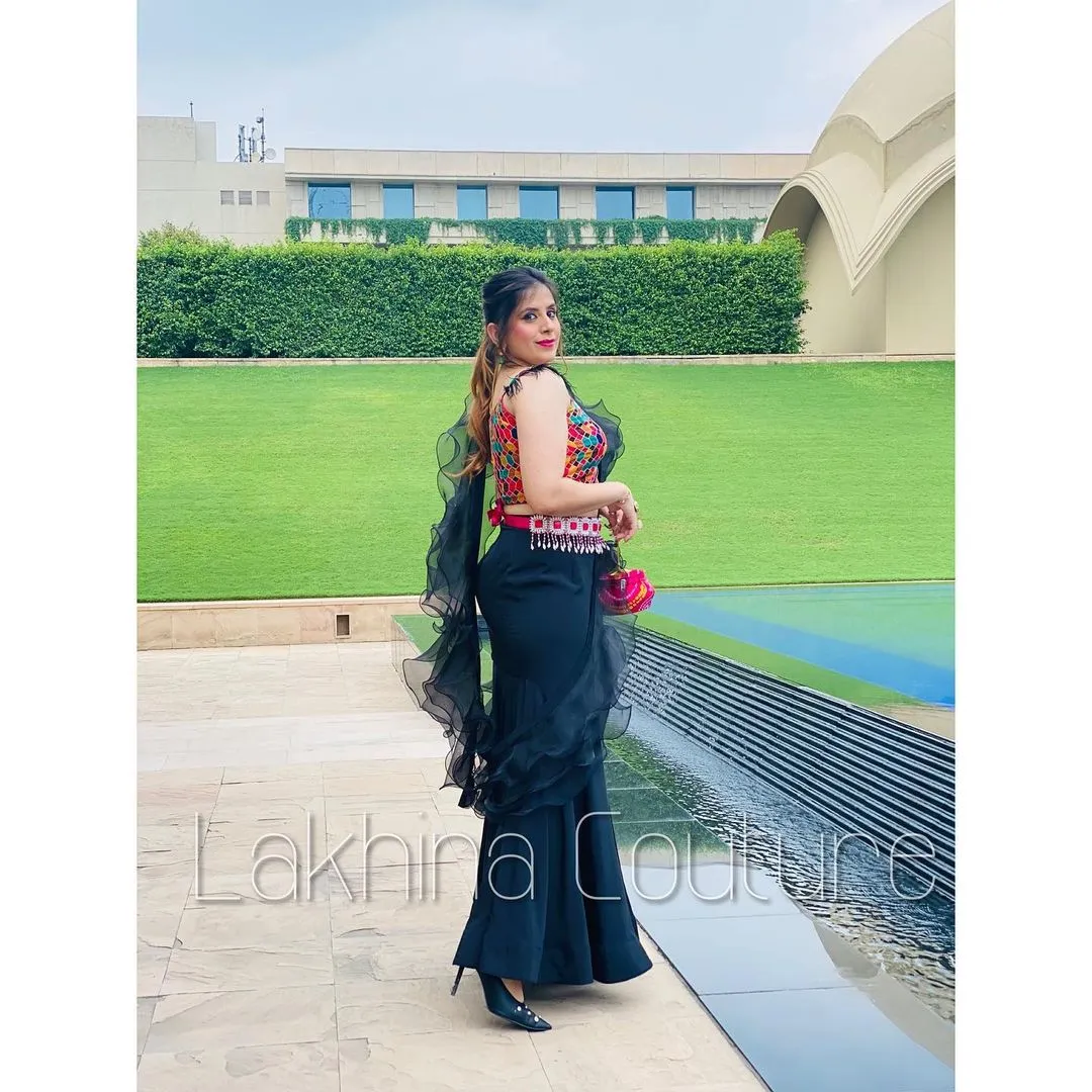 Black Cocktail Saree Without Belt