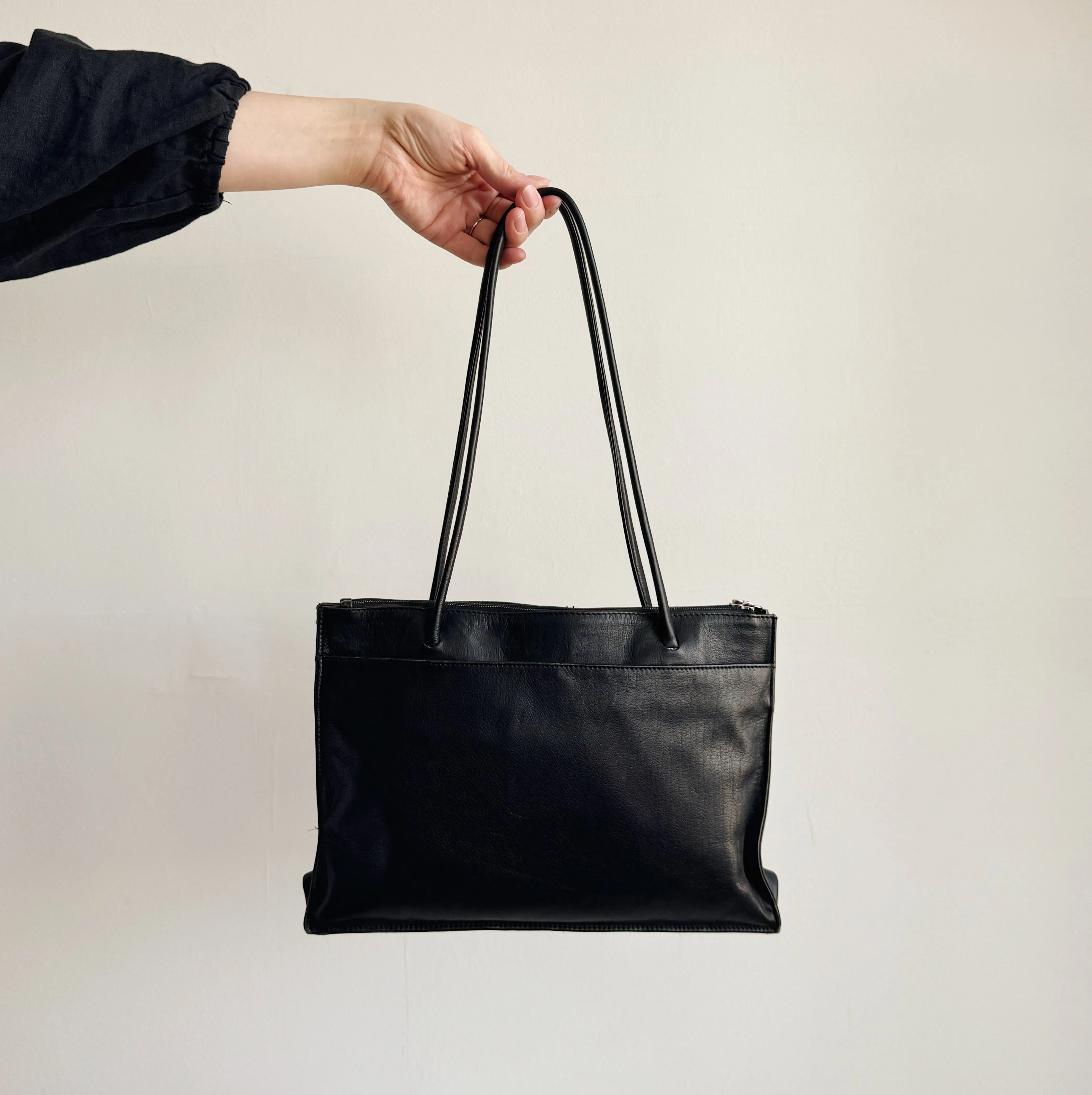 Black Rectangle Leather Shoulder Tote