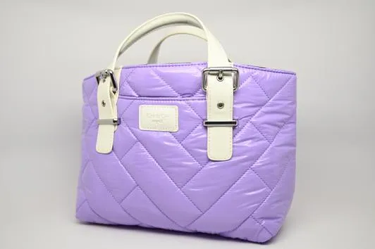 Bubbly - Lavender with White Handles