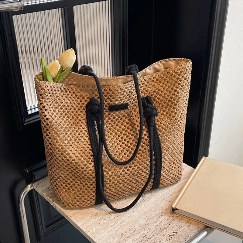 Casual Straw Bag for Beach Days