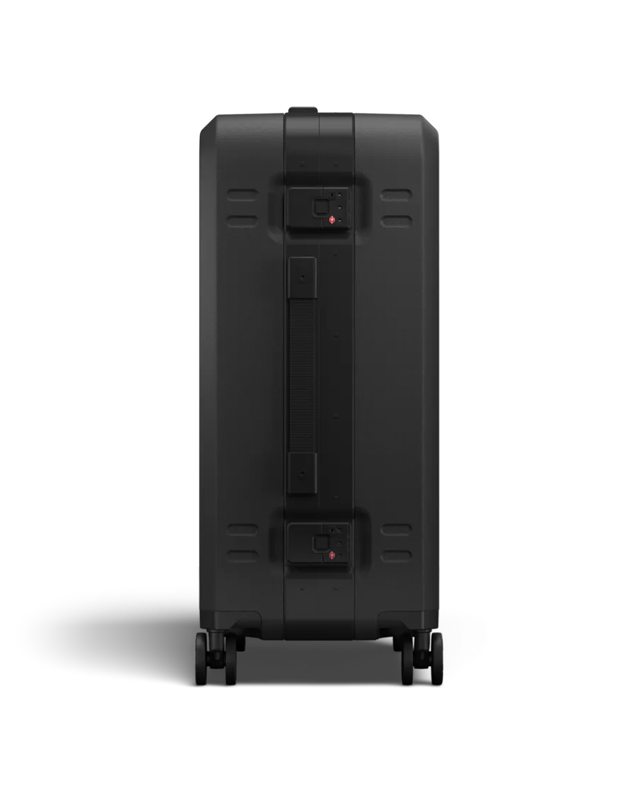 DB Journey - The Ramverk Pro Check-in Luggage Medium - Black Out