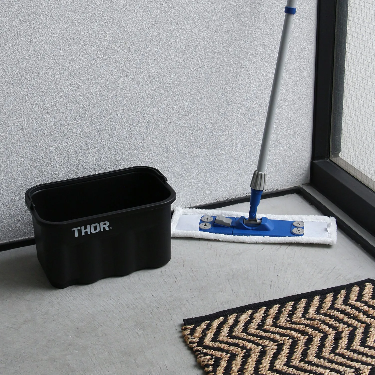 DETAIL | ディテール　THOR QUADRATE BUCKET