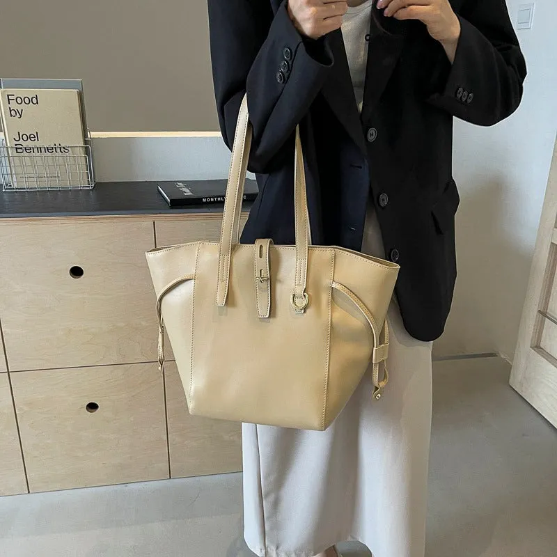 Diana Turn Lock Tote