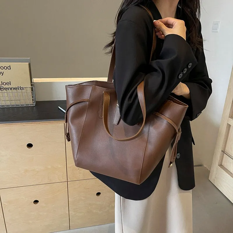 Diana Turn Lock Tote