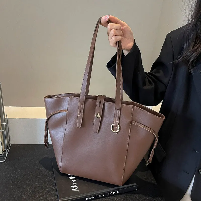 Diana Turn Lock Tote
