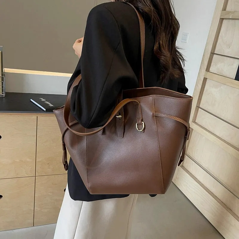 Diana Turn Lock Tote