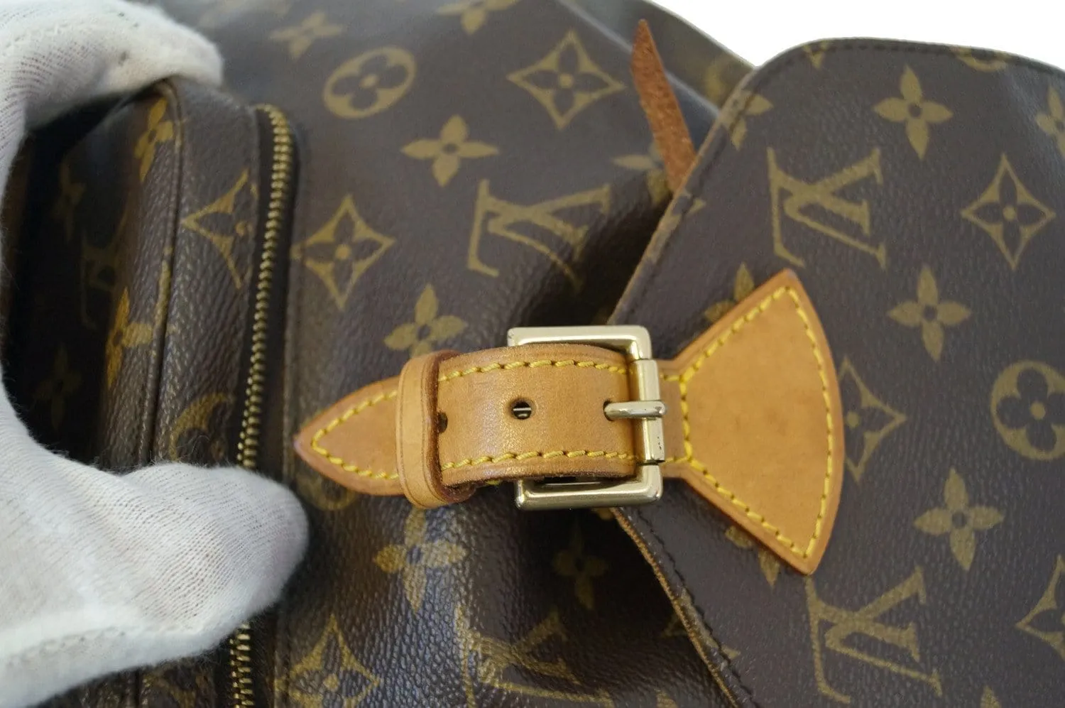 LOUIS VUITTON Monogram Montsouris MM Backpack Bag