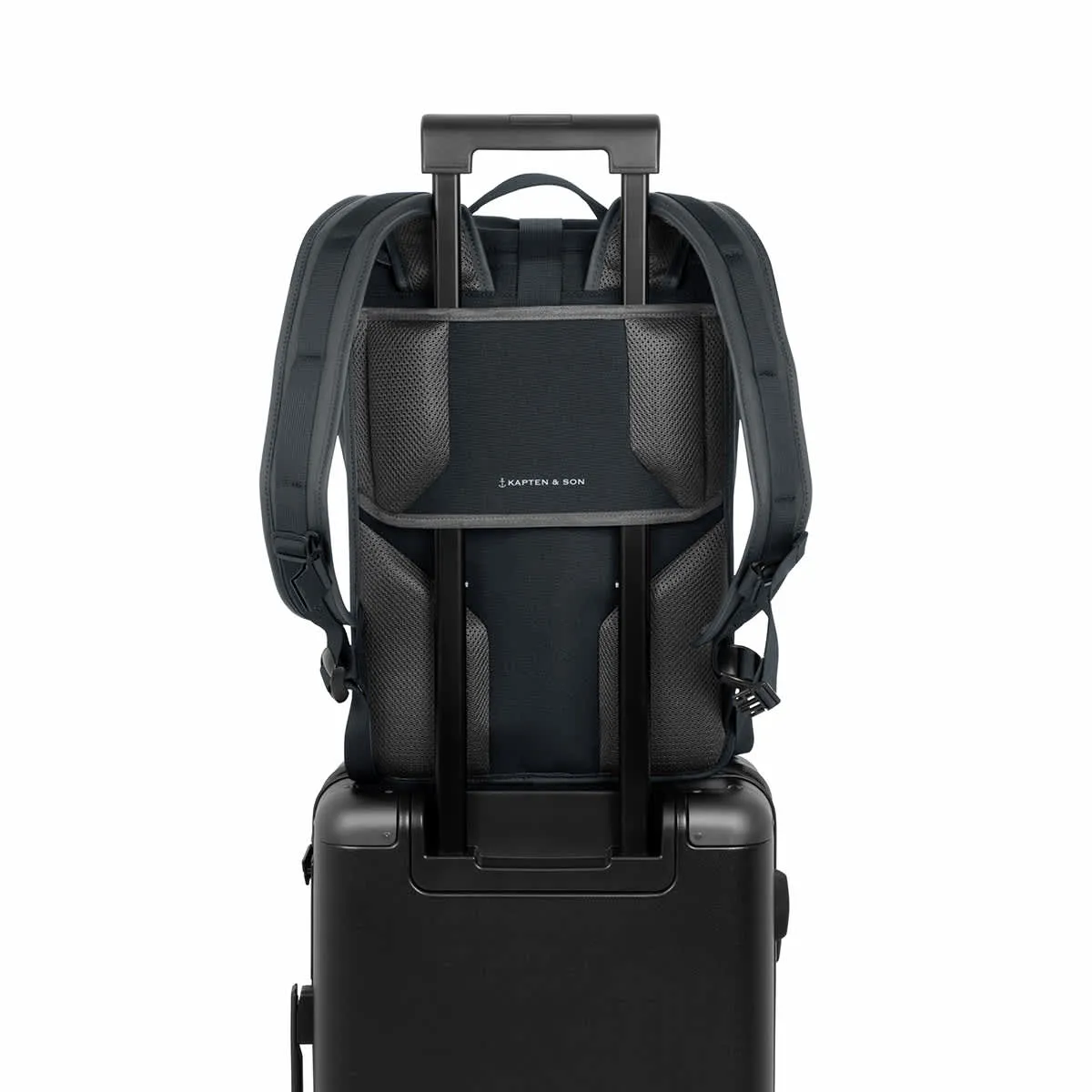 Lund Pro Midnight Blue