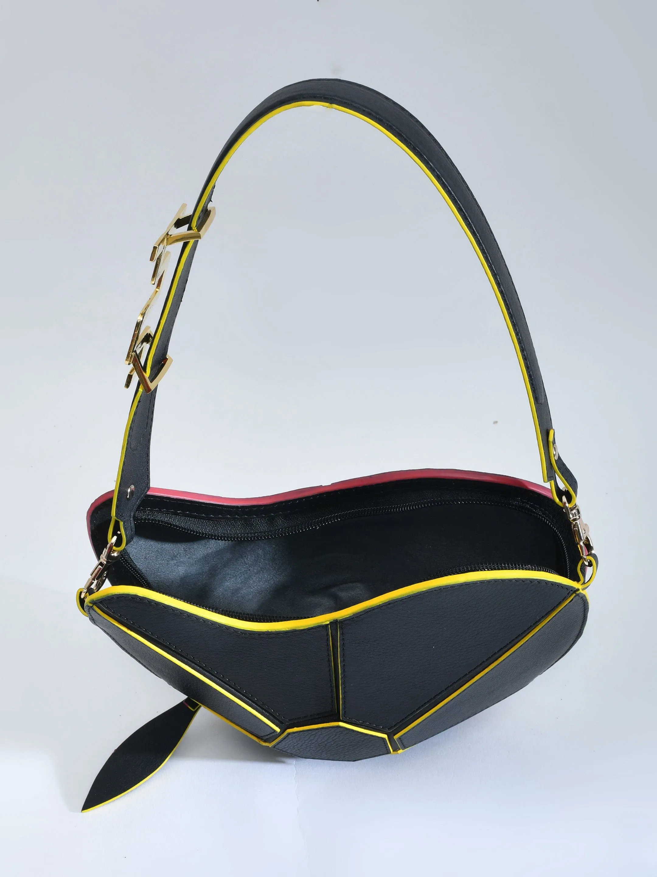 Maxi Kerry Bag In Black