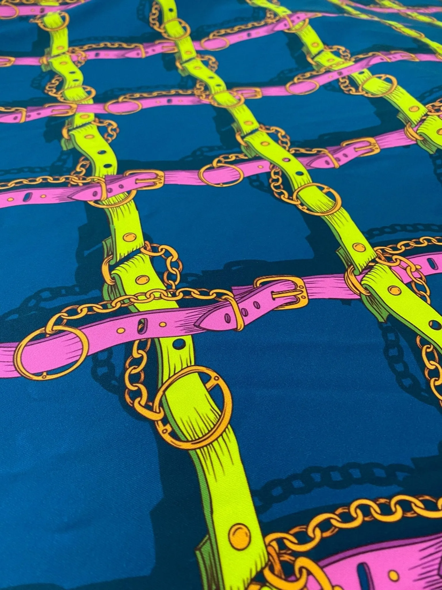 Pink and Yellow Chain Pattern Fabric - Stylish Textile for DIY Fashion Projects