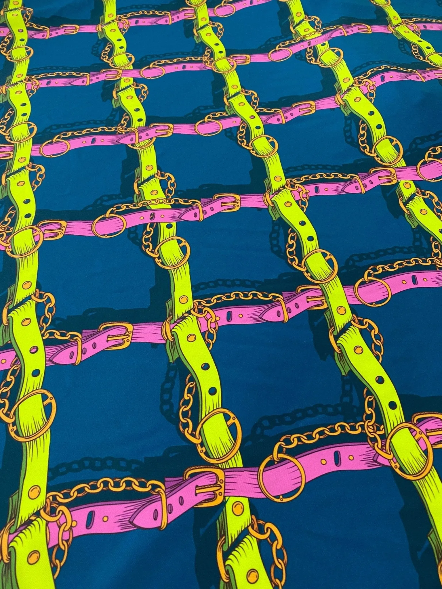 Pink and Yellow Chain Pattern Fabric - Stylish Textile for DIY Fashion Projects