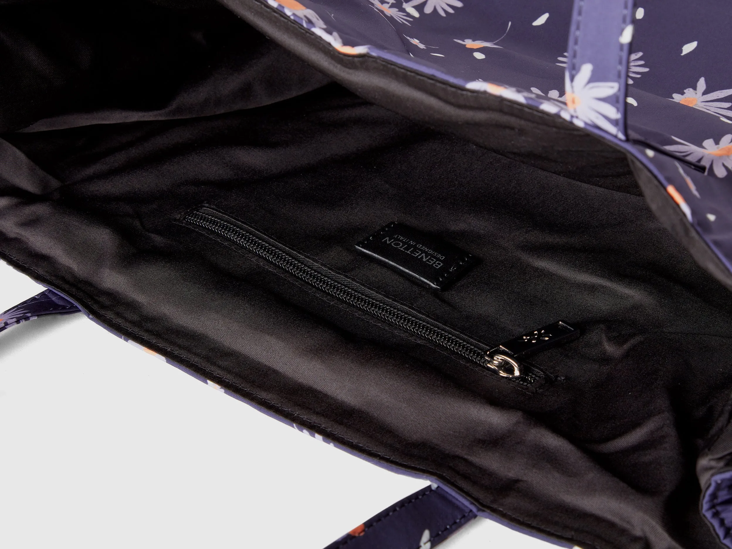 Printed Zipper Tote Bag
