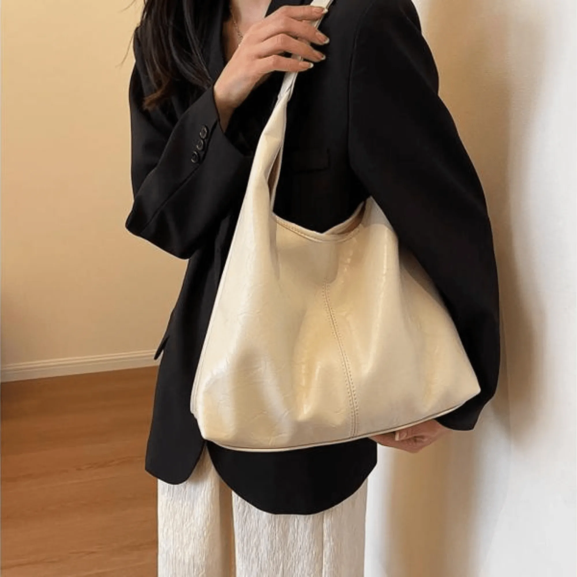 Quenby - Refined Vintage Elegance Woman's Shoulder Bag