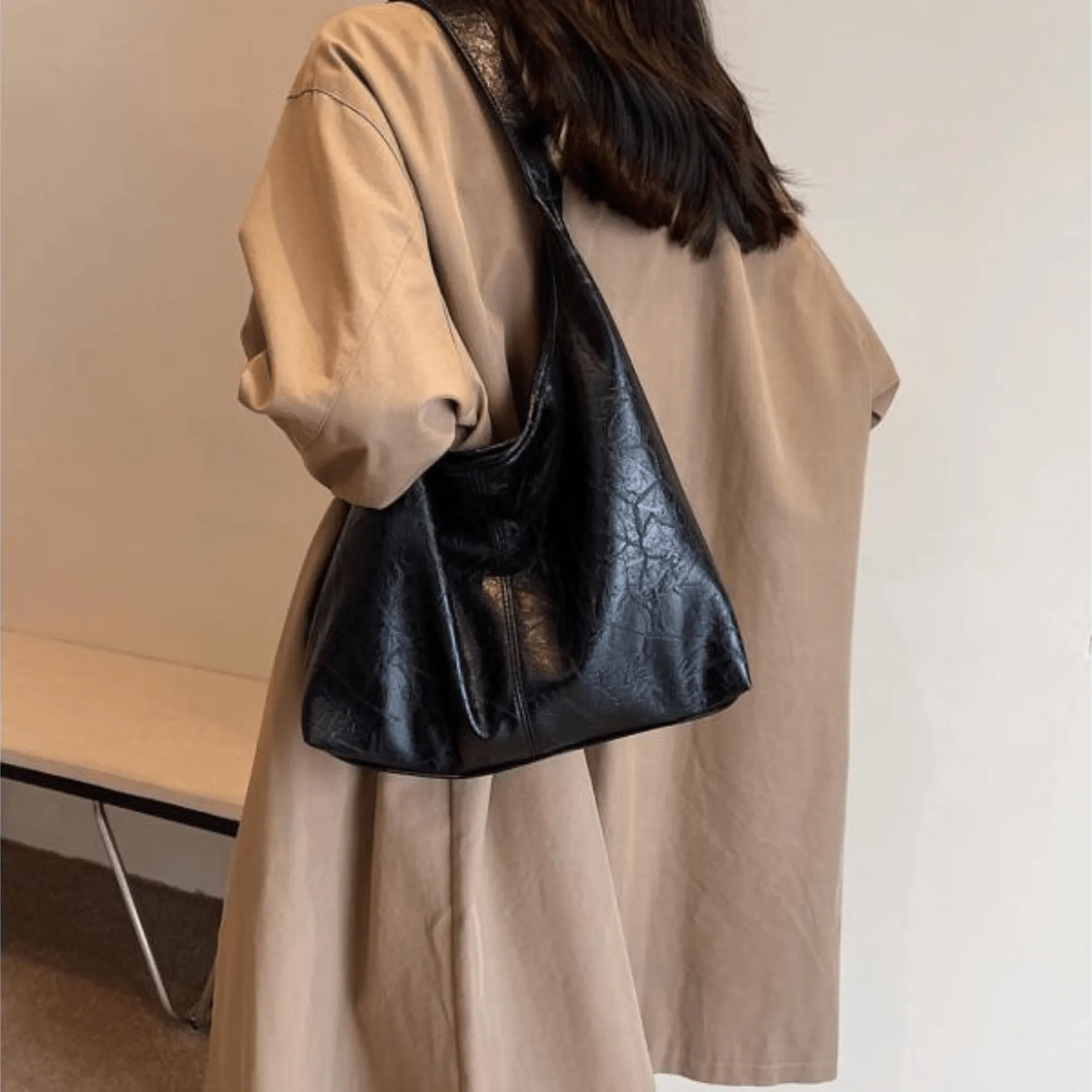Quenby - Refined Vintage Elegance Woman's Shoulder Bag