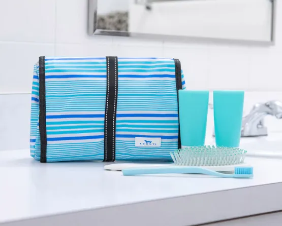 Scout Beauty Burrito Hanging Toiletry Bag - Seas the Day