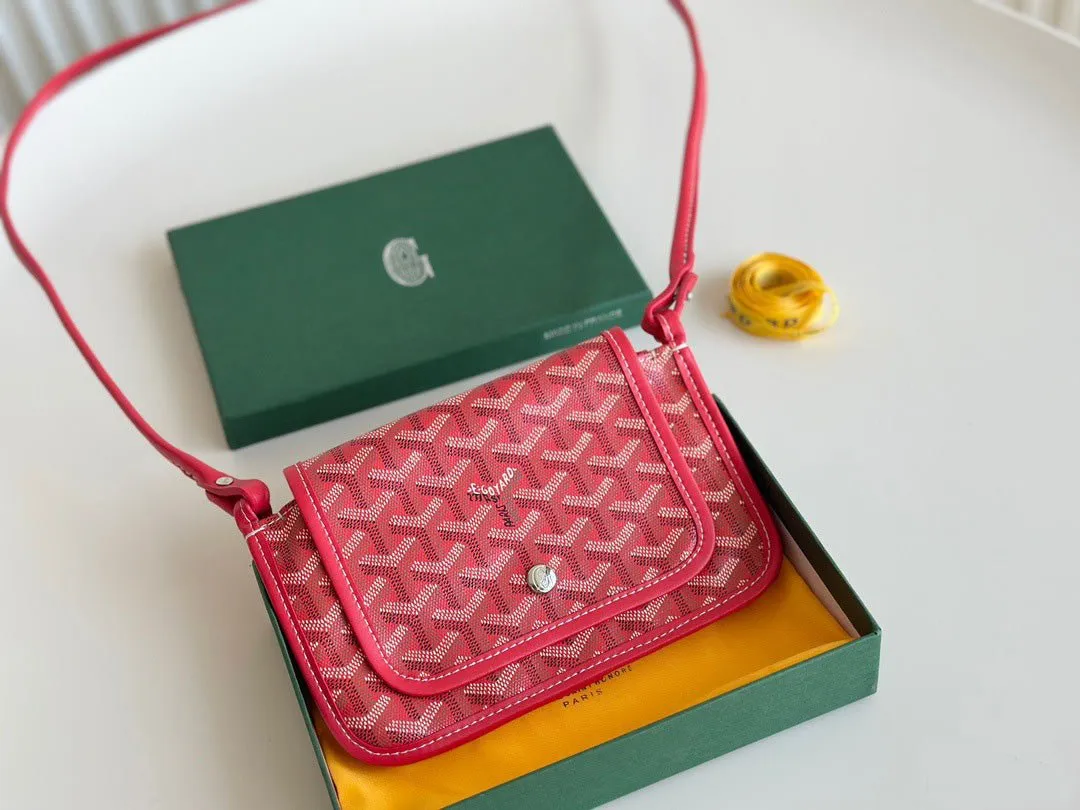 Sleek Bi-Fold Wallet