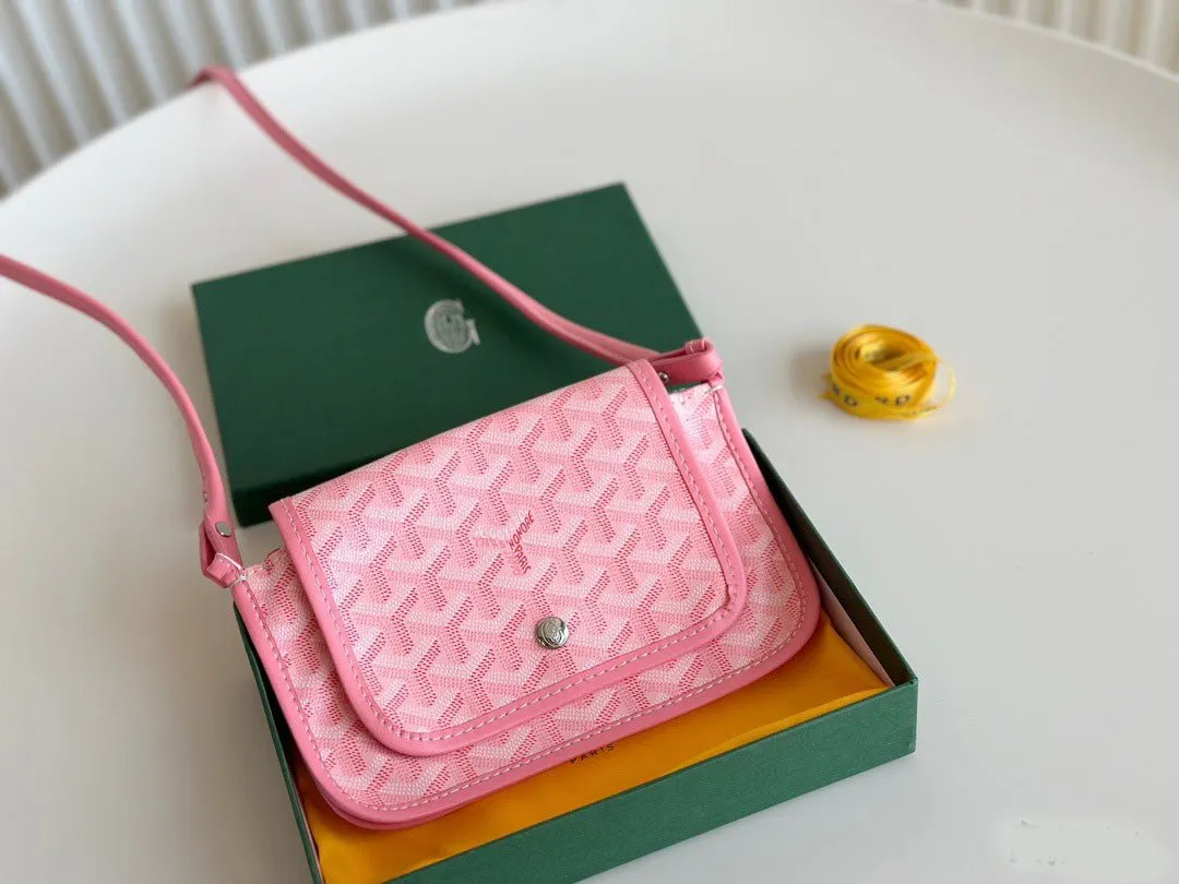 Sleek Bi-Fold Wallet