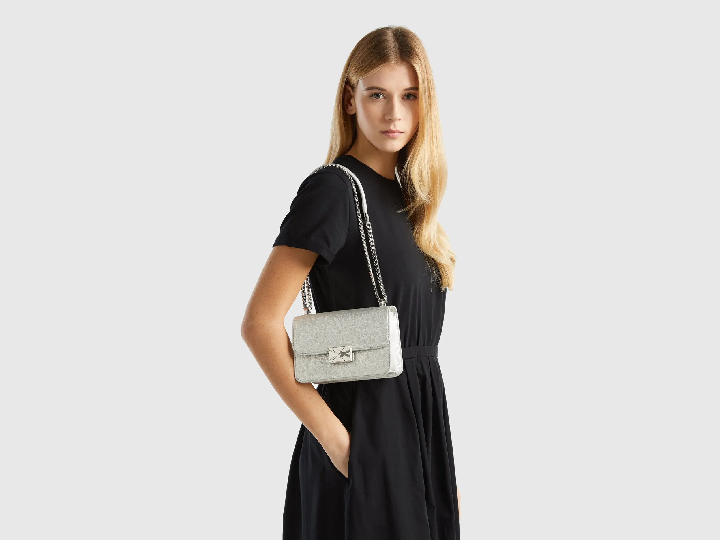 Solid Magnetic Closure Sling Bag