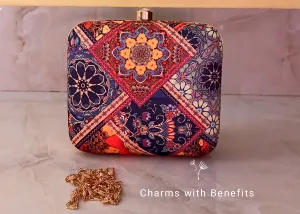 Statement Ethnic Motif Clutch