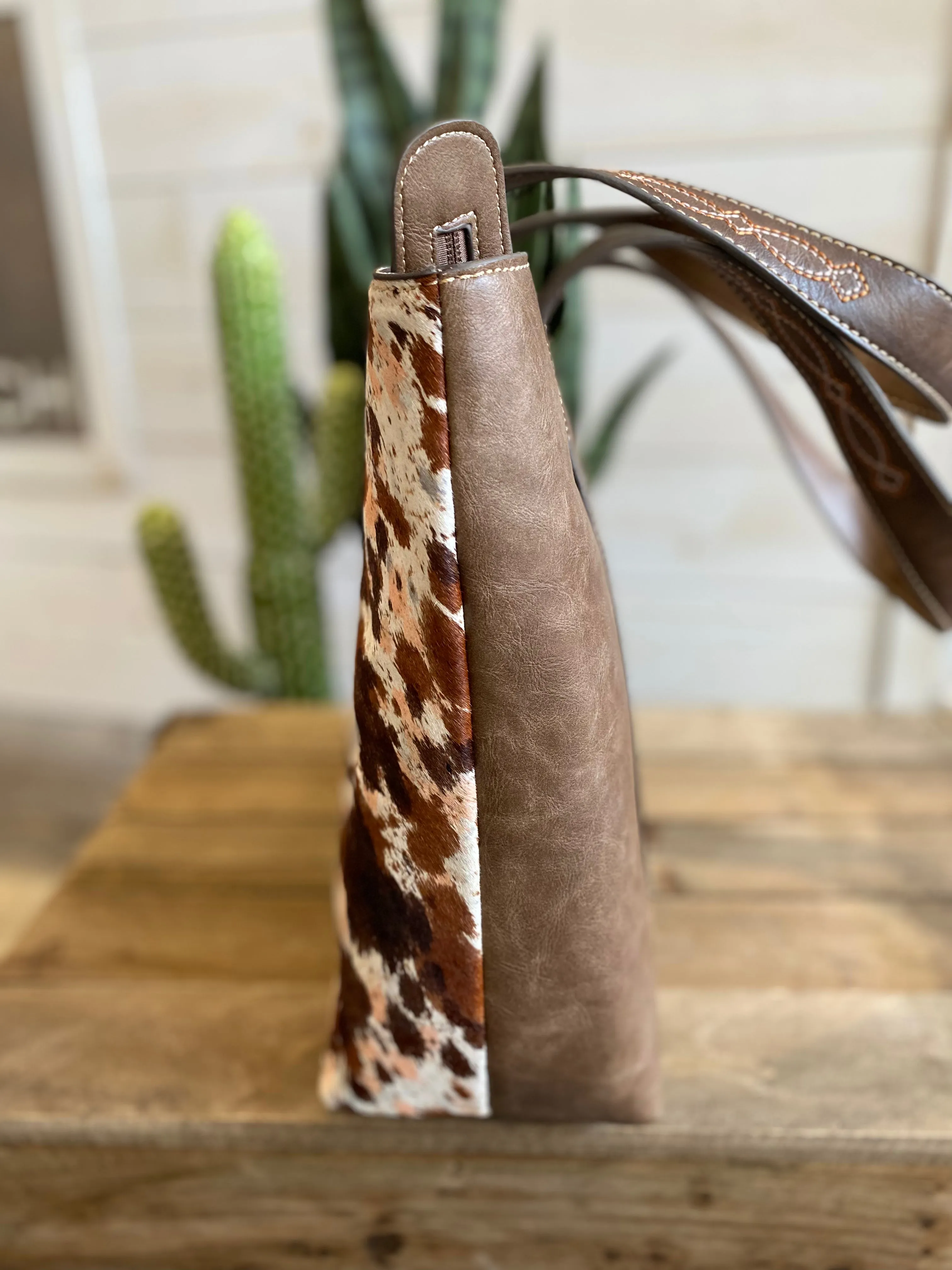 Tony Lama Tote with Genuine Hair On Hide