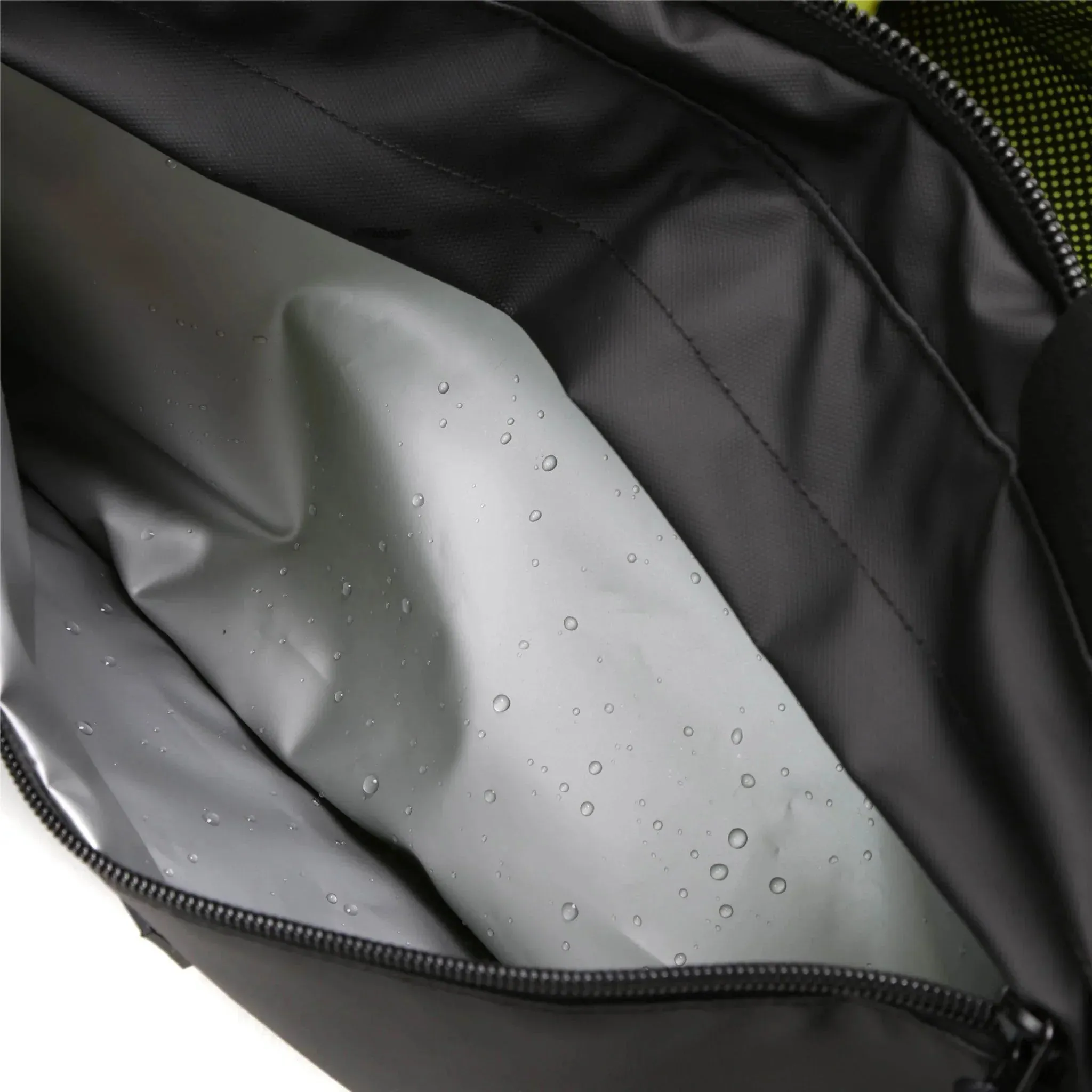 VOORAY BOOST DUFFEL | MATTE BLACK